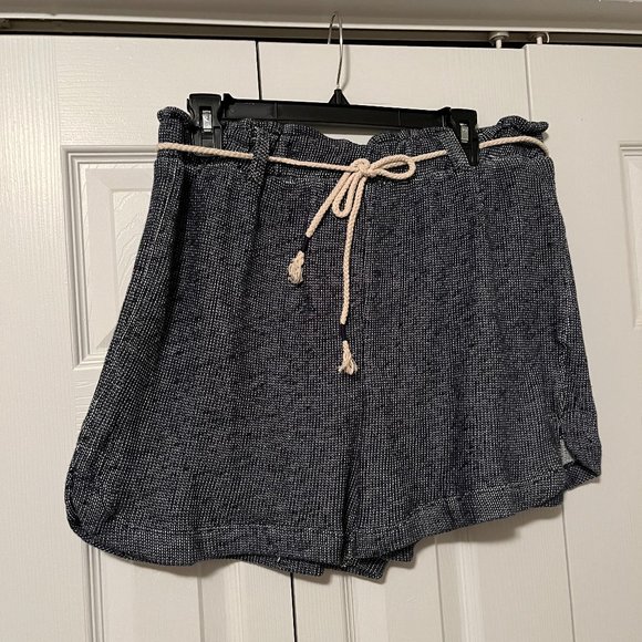 Wonderly Pants - Shorts - NWT